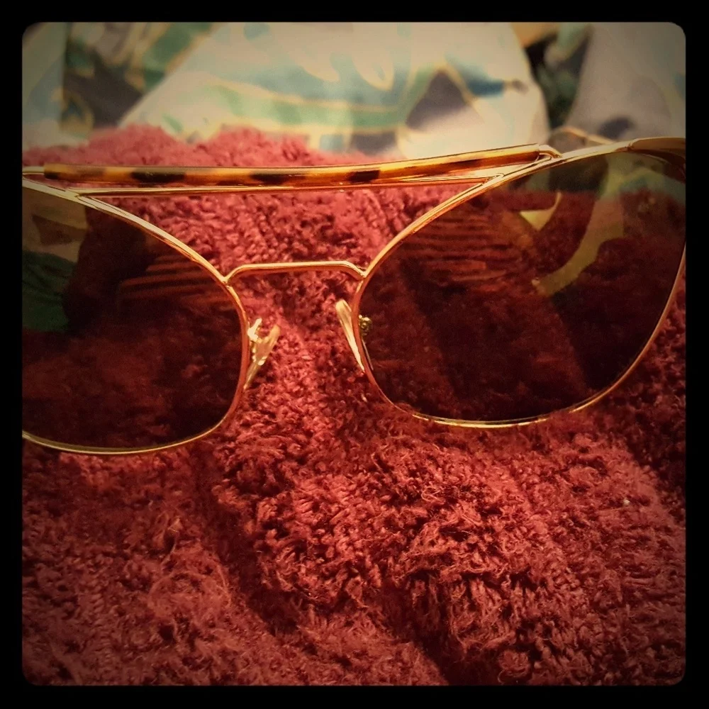 🕶Cat Eye Sunglasses🕶
